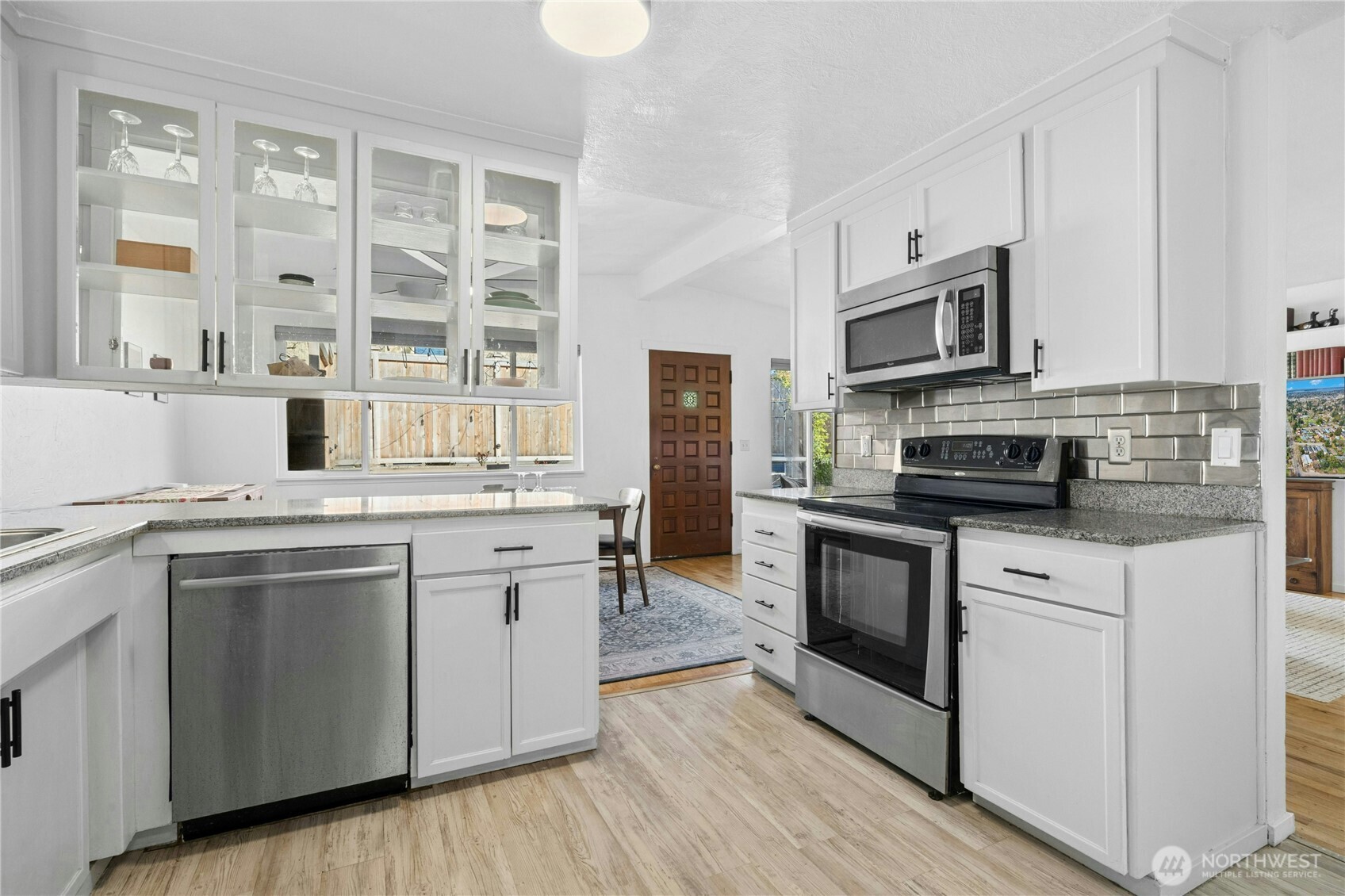 219 SW 108th Street , Seattle, WA 98146