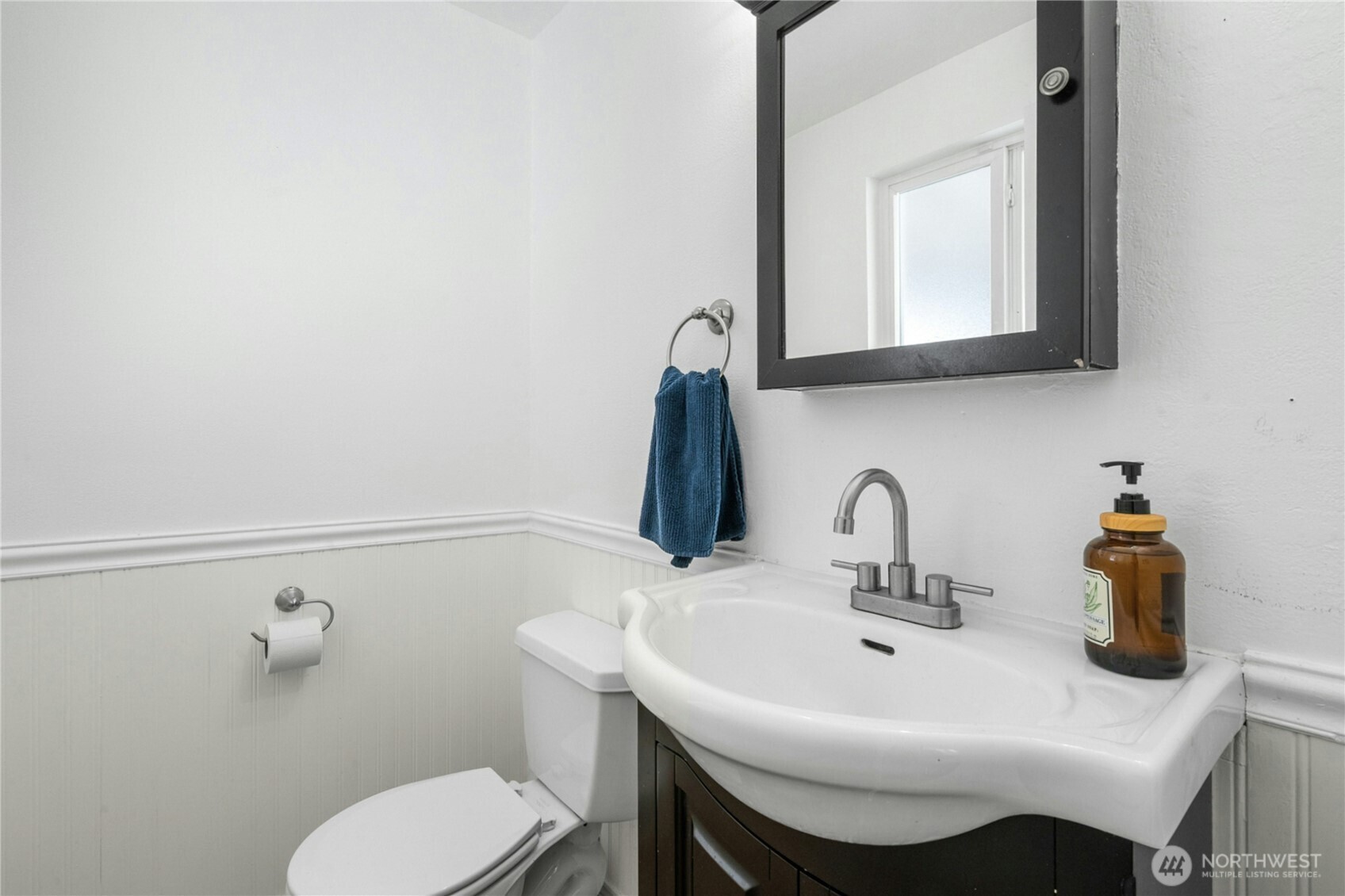 219 SW 108th Street , Seattle, WA 98146