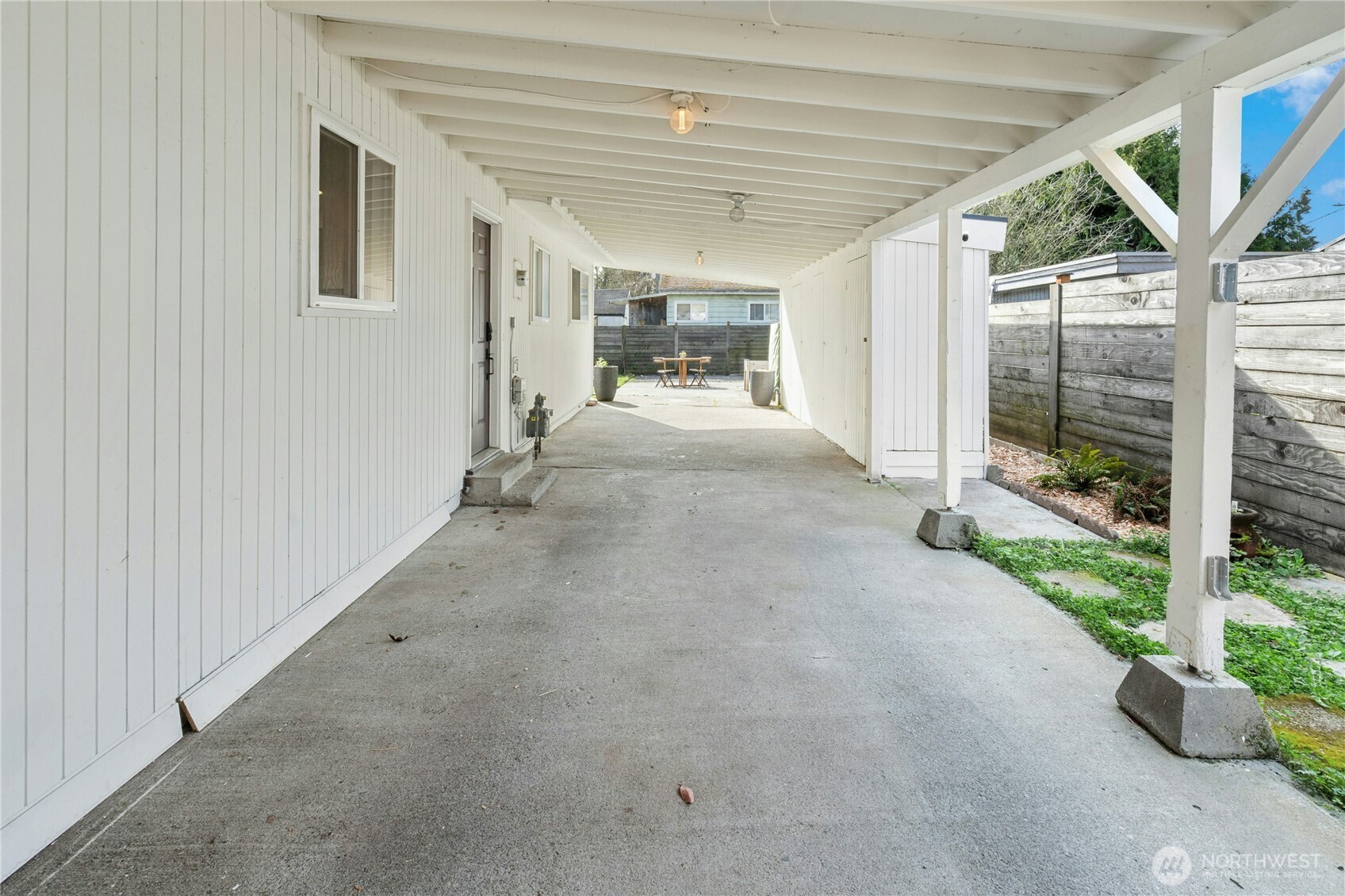 219 SW 108th Street , Seattle, WA 98146