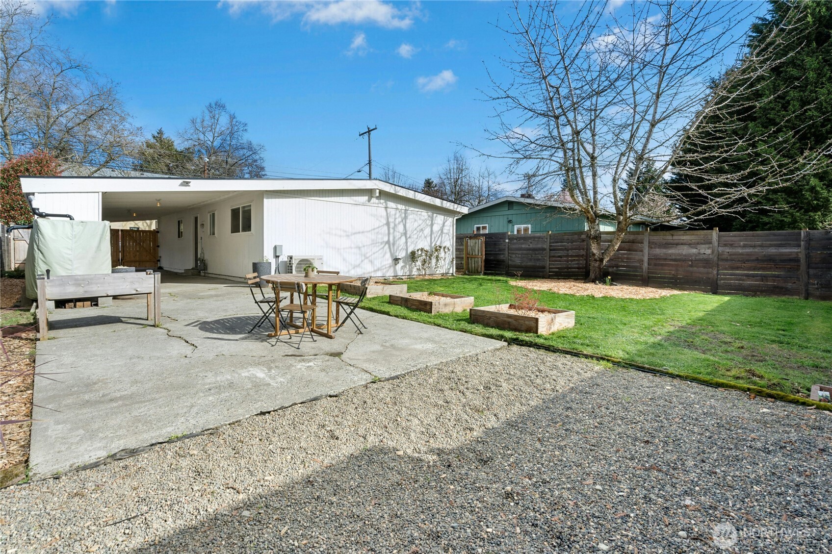 219 SW 108th Street , Seattle, WA 98146