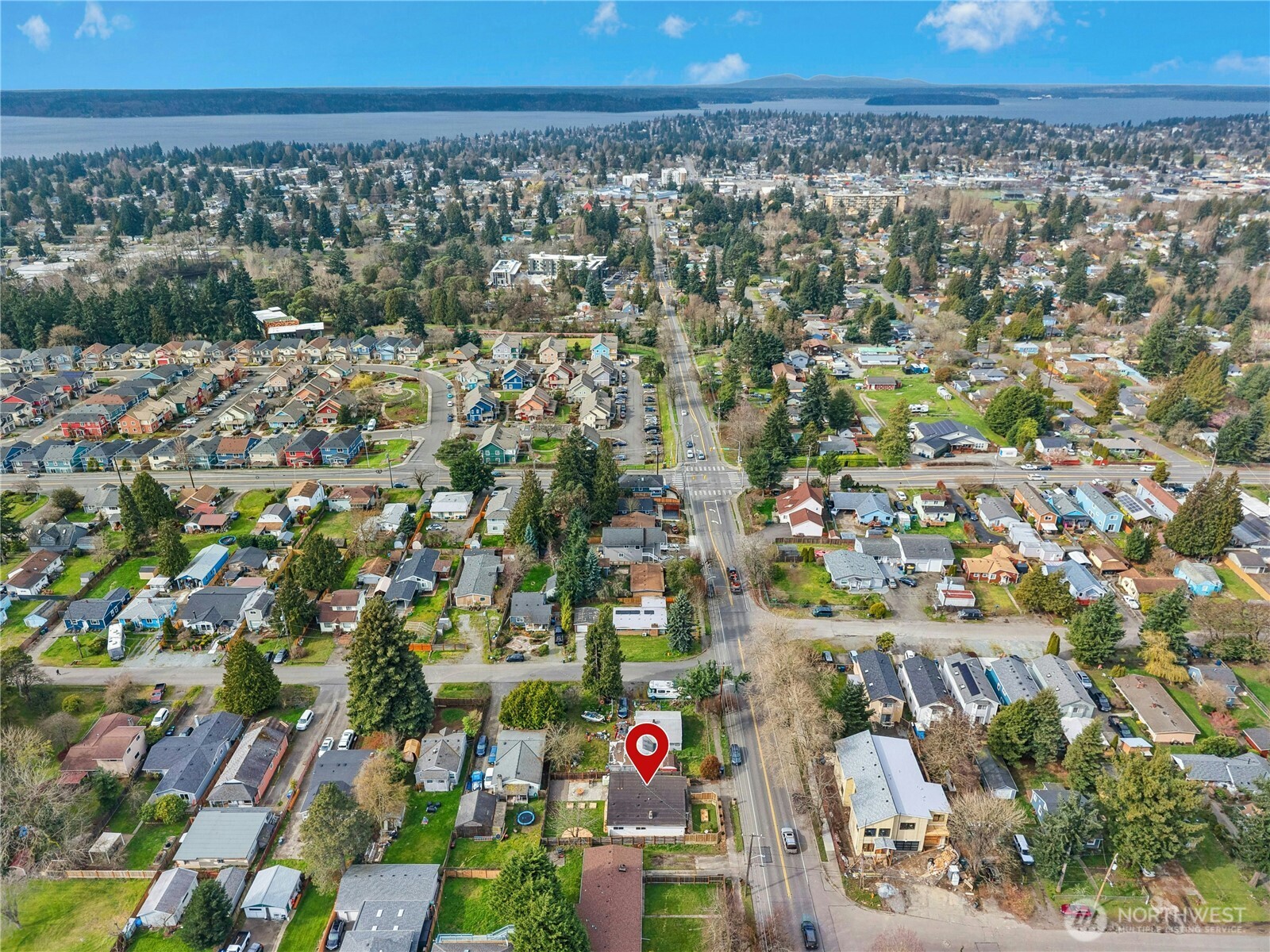 219 SW 108th Street , Seattle, WA 98146