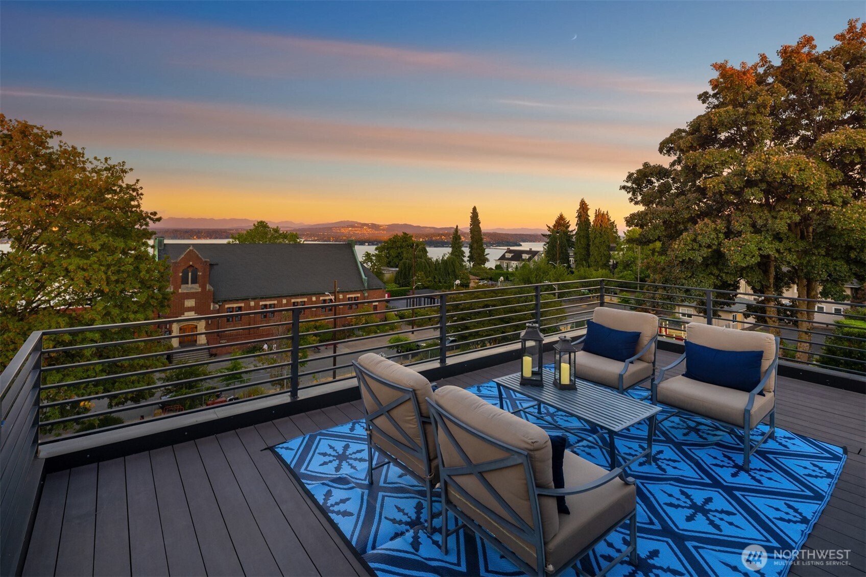 928 34th Avenue , Seattle, WA 98122