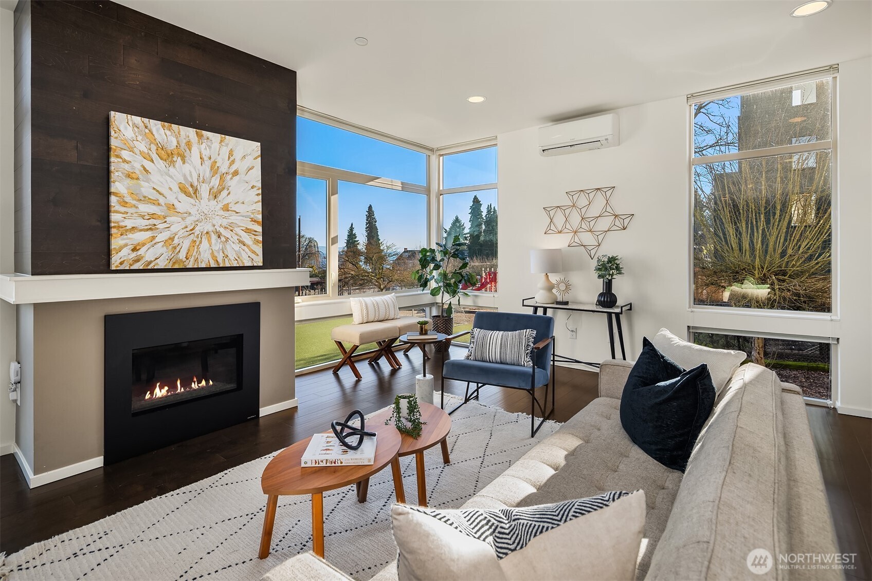 928 34th Avenue , Seattle, WA 98122