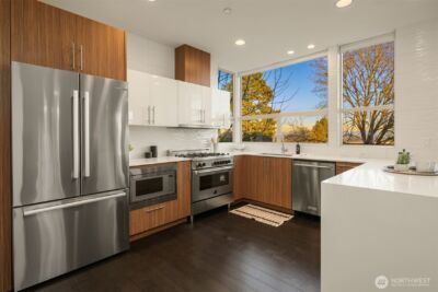 928 34th Avenue , Seattle, WA 98122 - Photo 4