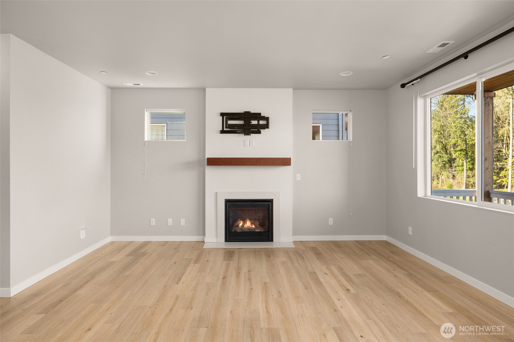 8761 69th Place NE, Marysville, WA 98270