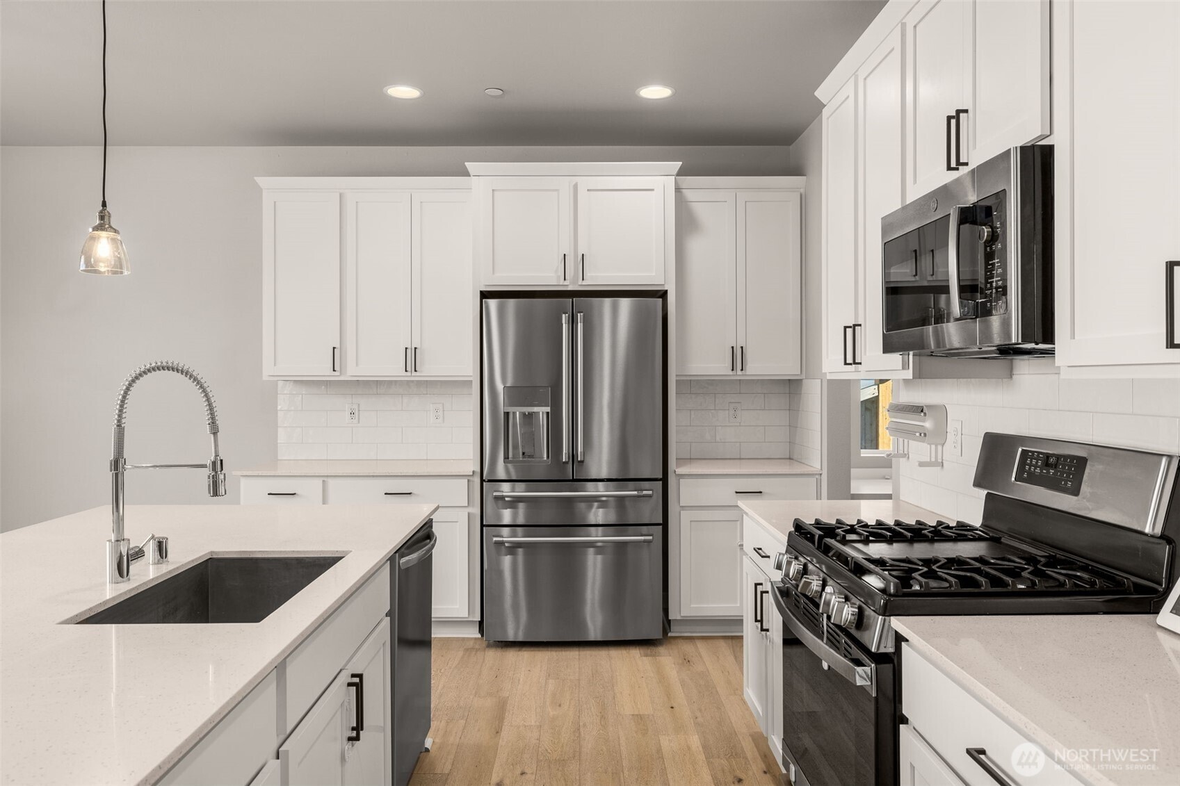 8761 69th Place NE, Marysville, WA 98270