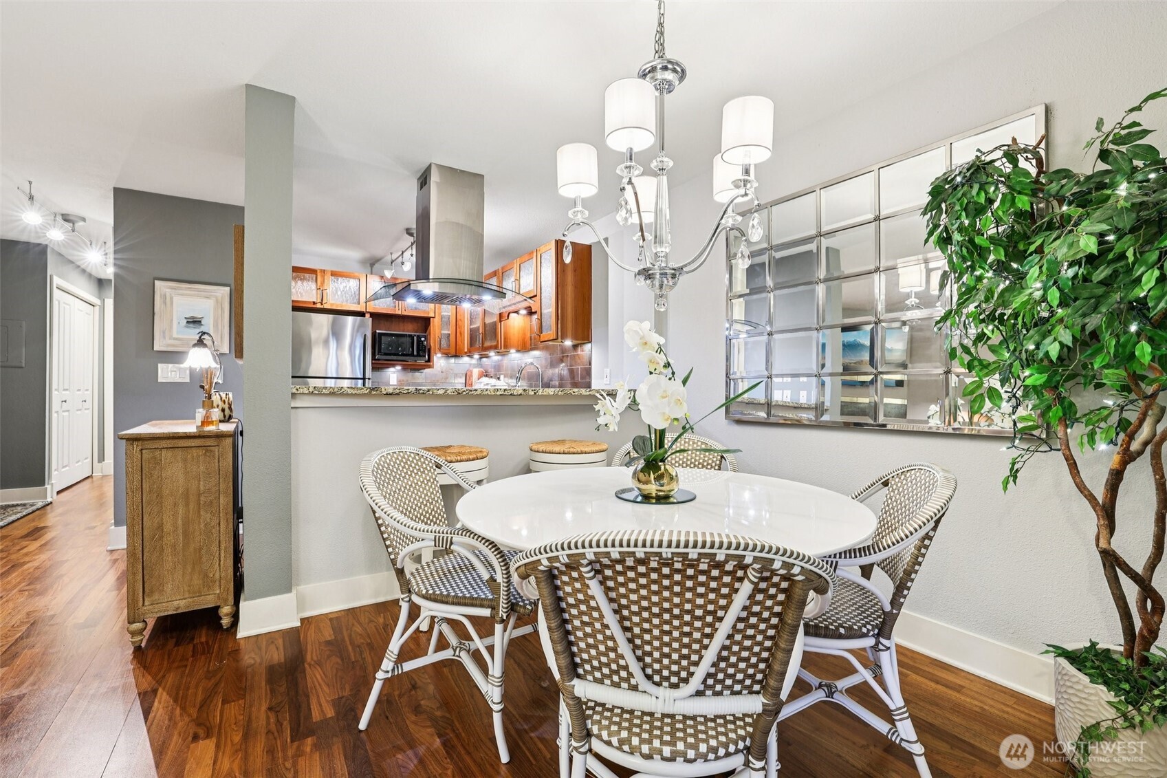 11060 NE 33rd Place #E3, Bellevue, WA 98004