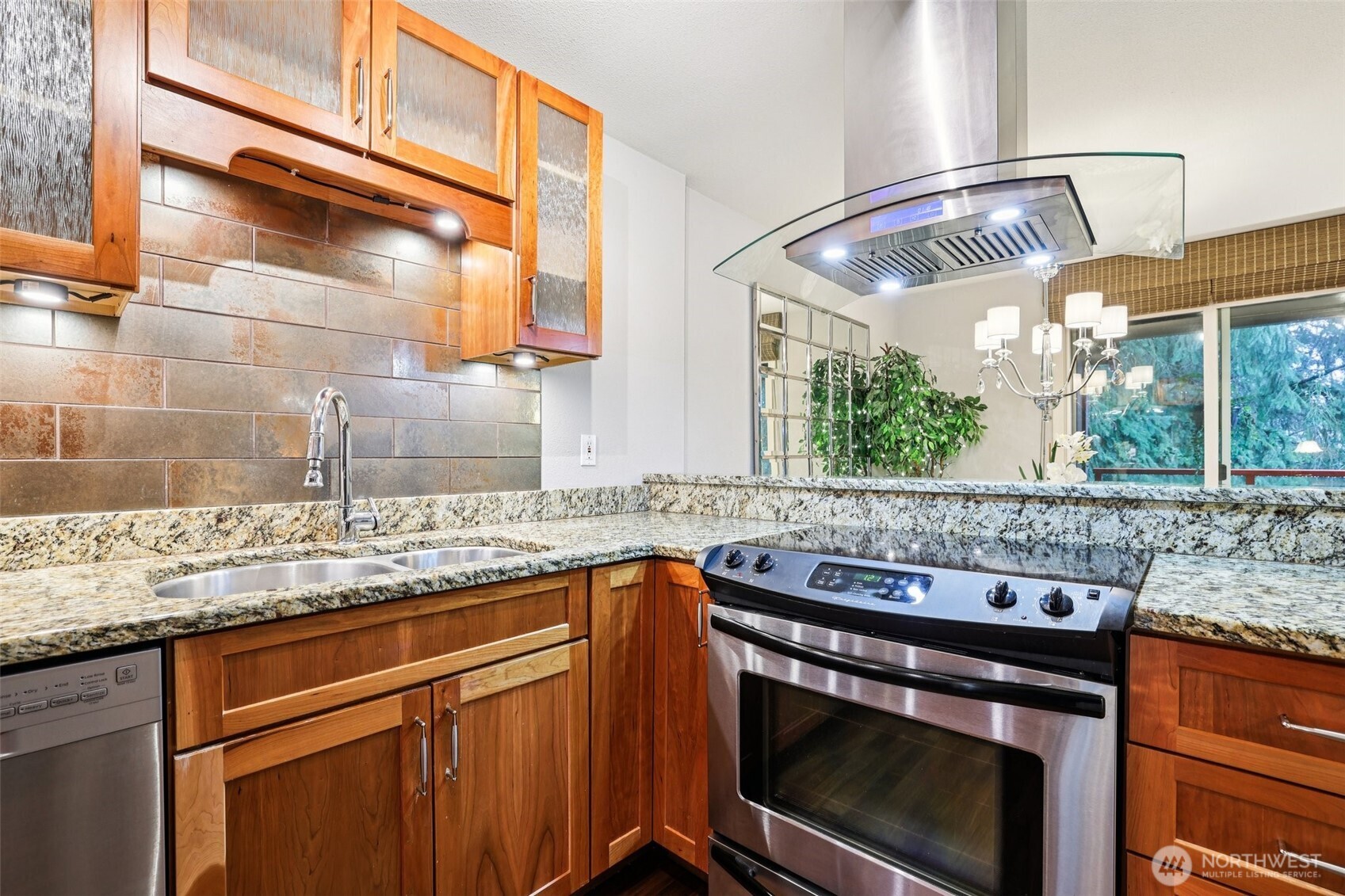 11060 NE 33rd Place #E3, Bellevue, WA 98004