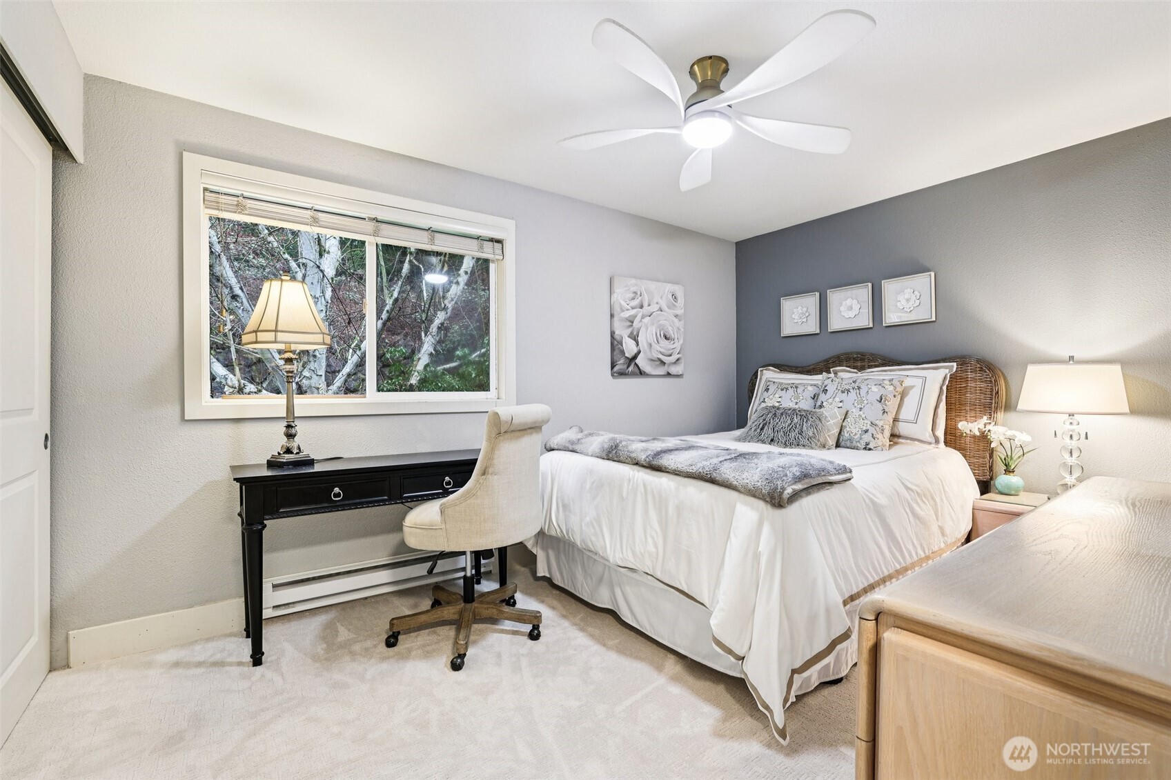 11060 NE 33rd Place #E3, Bellevue, WA 98004