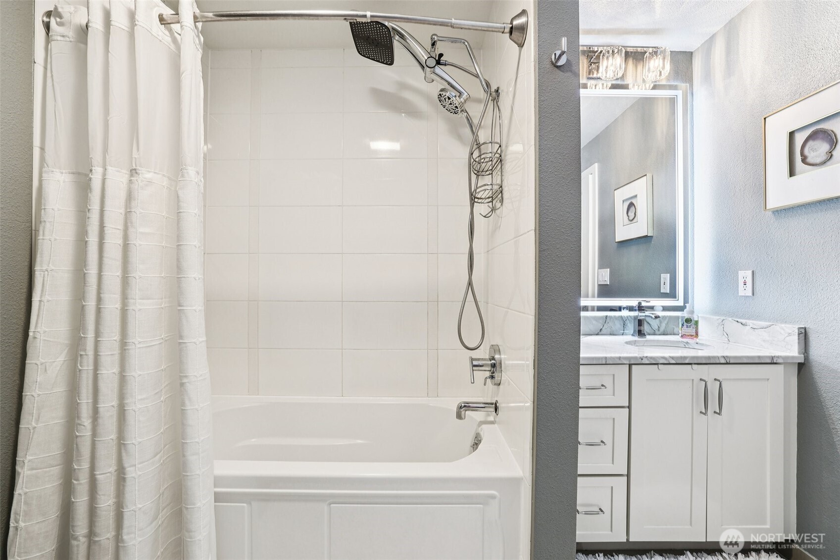 11060 NE 33rd Place #E3, Bellevue, WA 98004