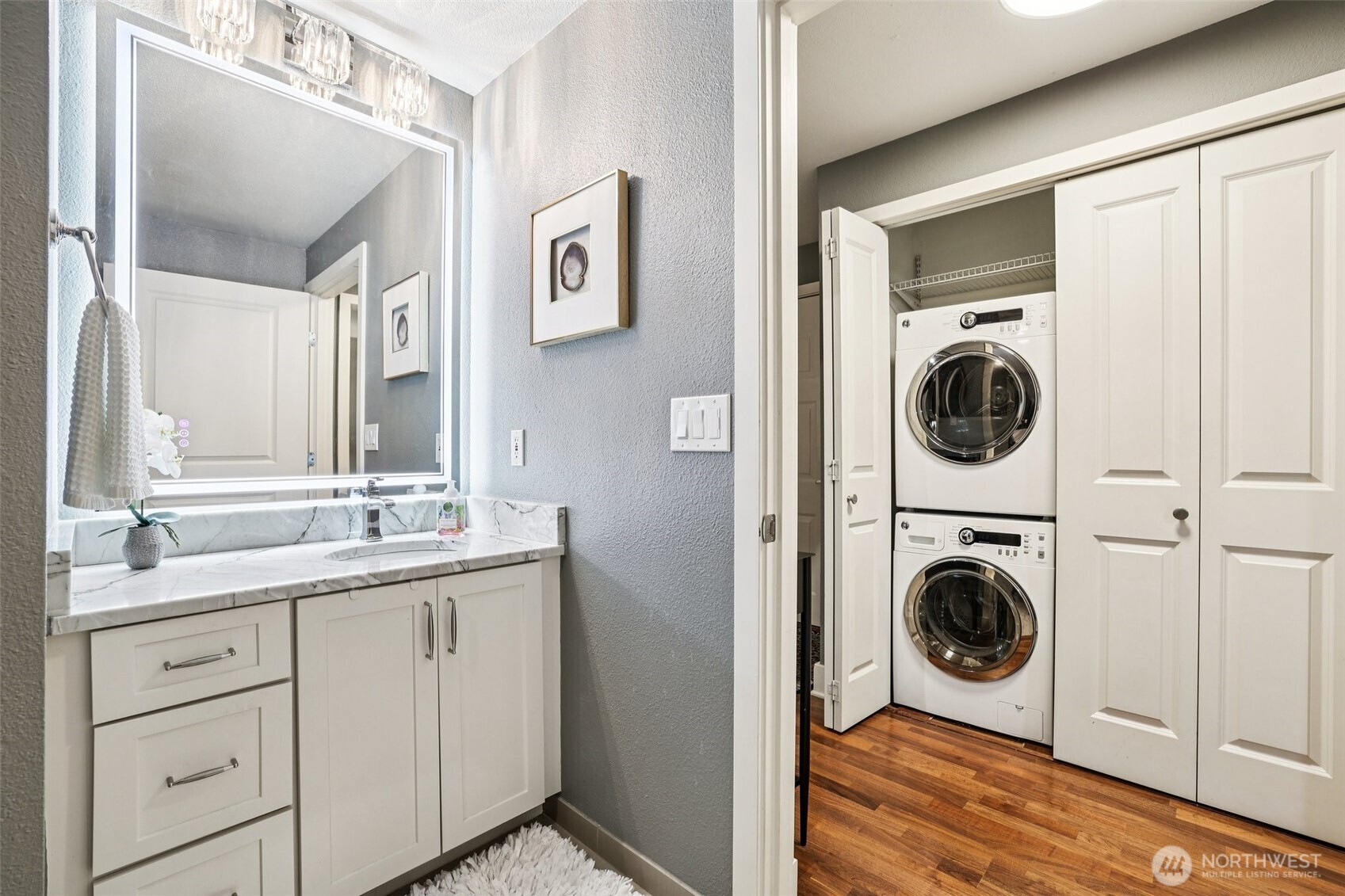 11060 NE 33rd Place #E3, Bellevue, WA 98004