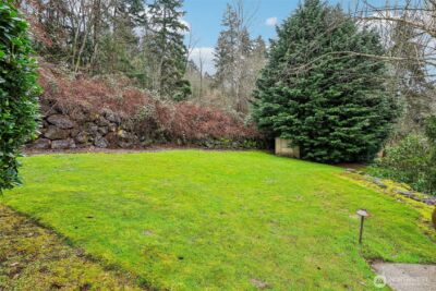 11060 NE 33rd Place #E3, Bellevue, WA 98004 - Photo 29