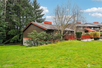 11060 NE 33rd Place #E3, Bellevue, WA 98004 - Photo 30