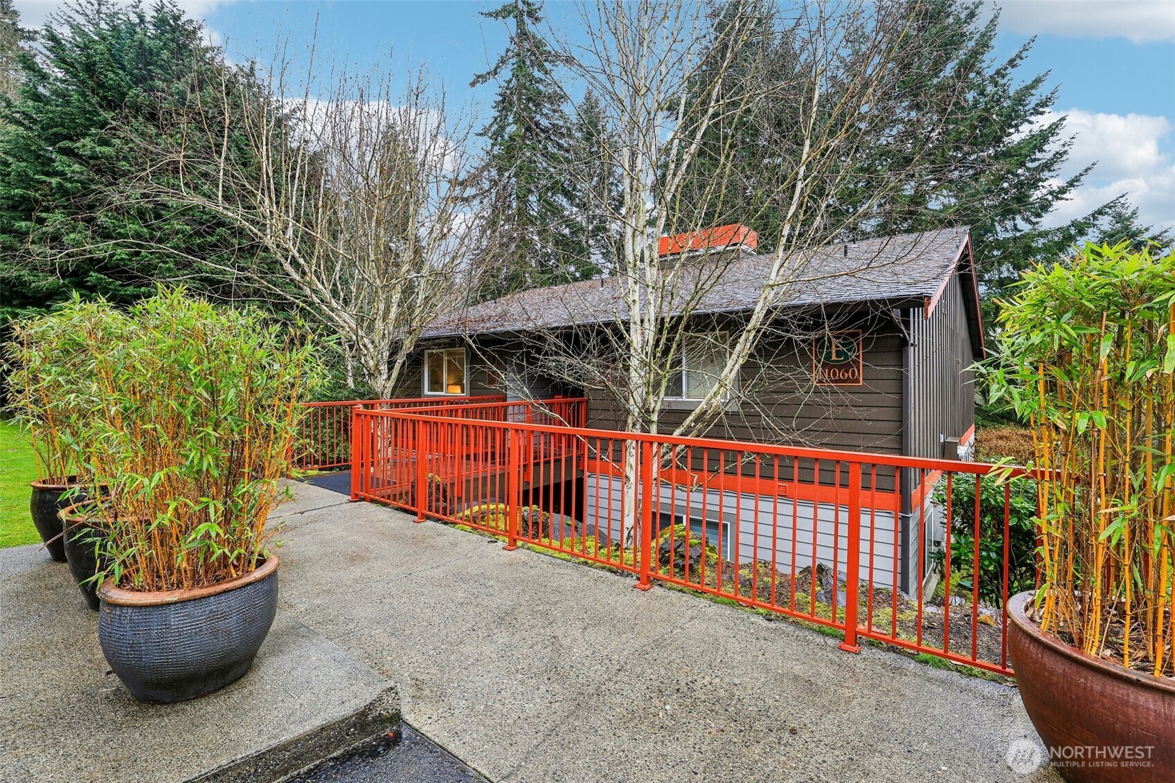 11060 NE 33rd Place #E3, Bellevue, WA 98004