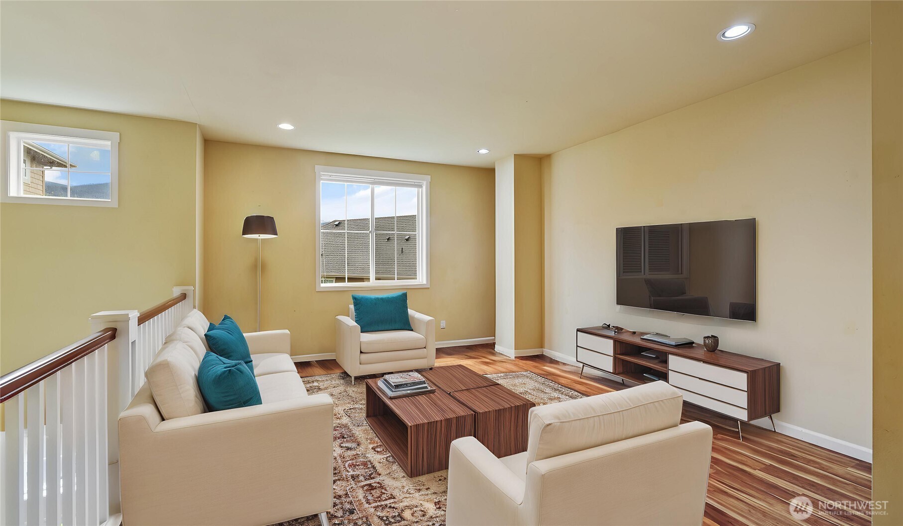 1511 25th Avenue NE, Issaquah, WA 98029