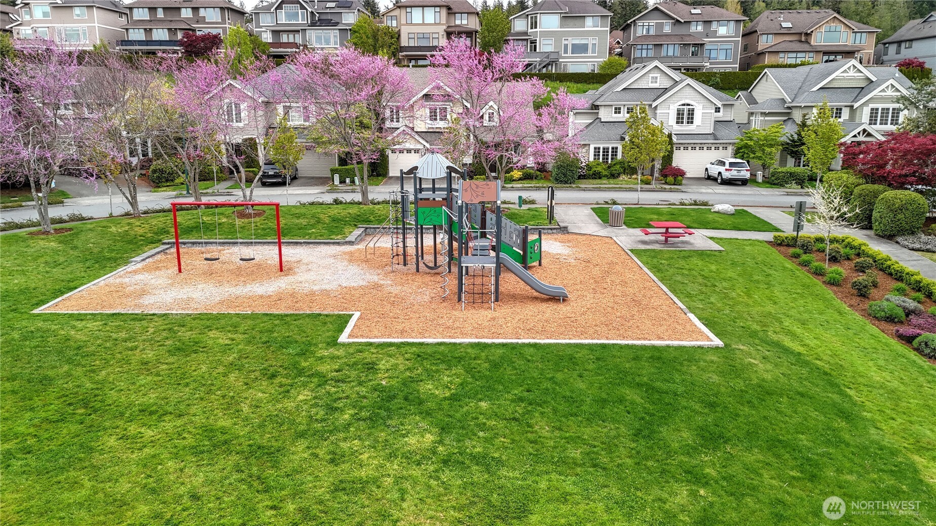 1511 25th Avenue NE, Issaquah, WA 98029