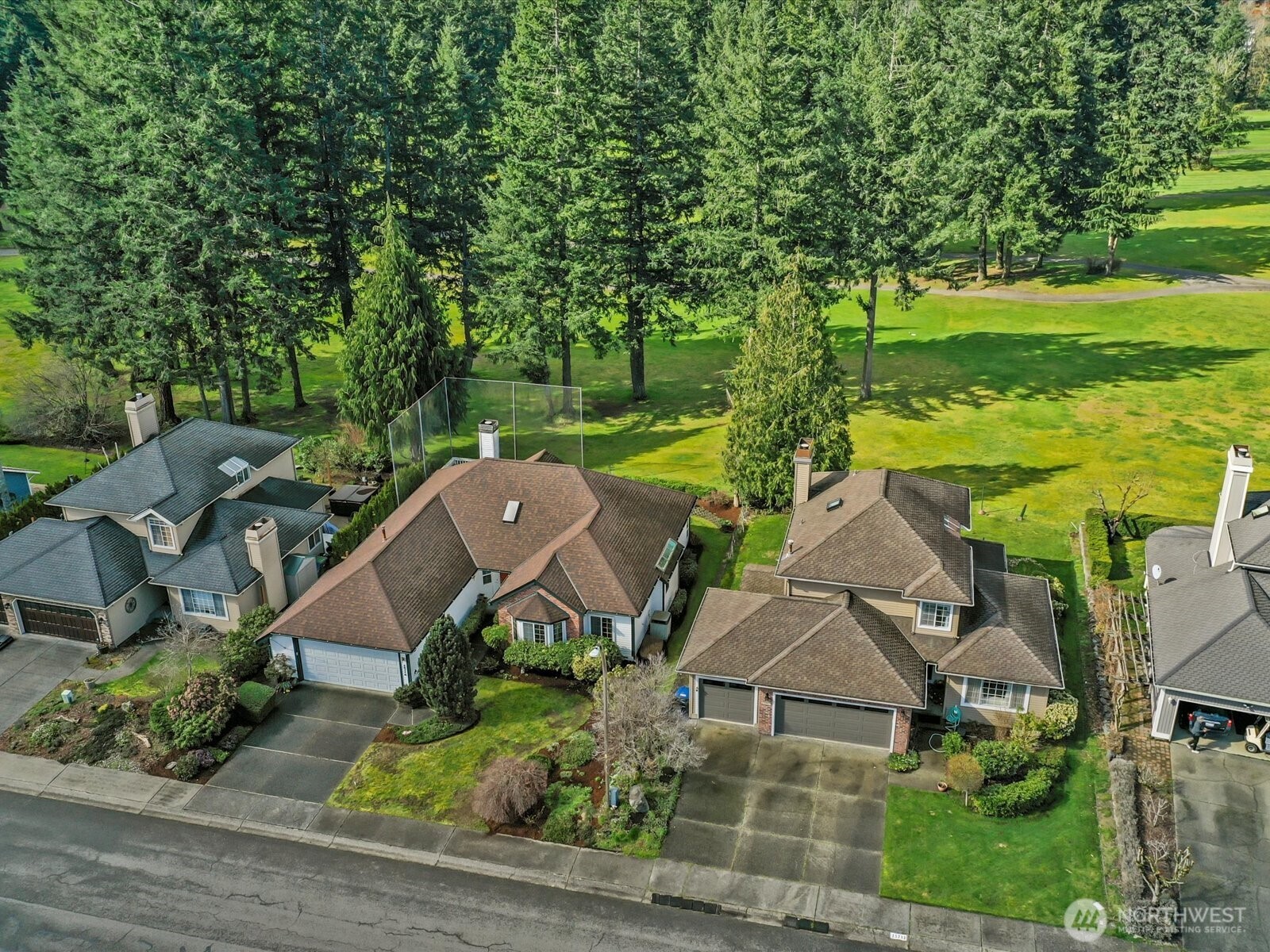 25719 Lake Wilderness Country Club Drive SE, Maple Valley, WA 98038-6822