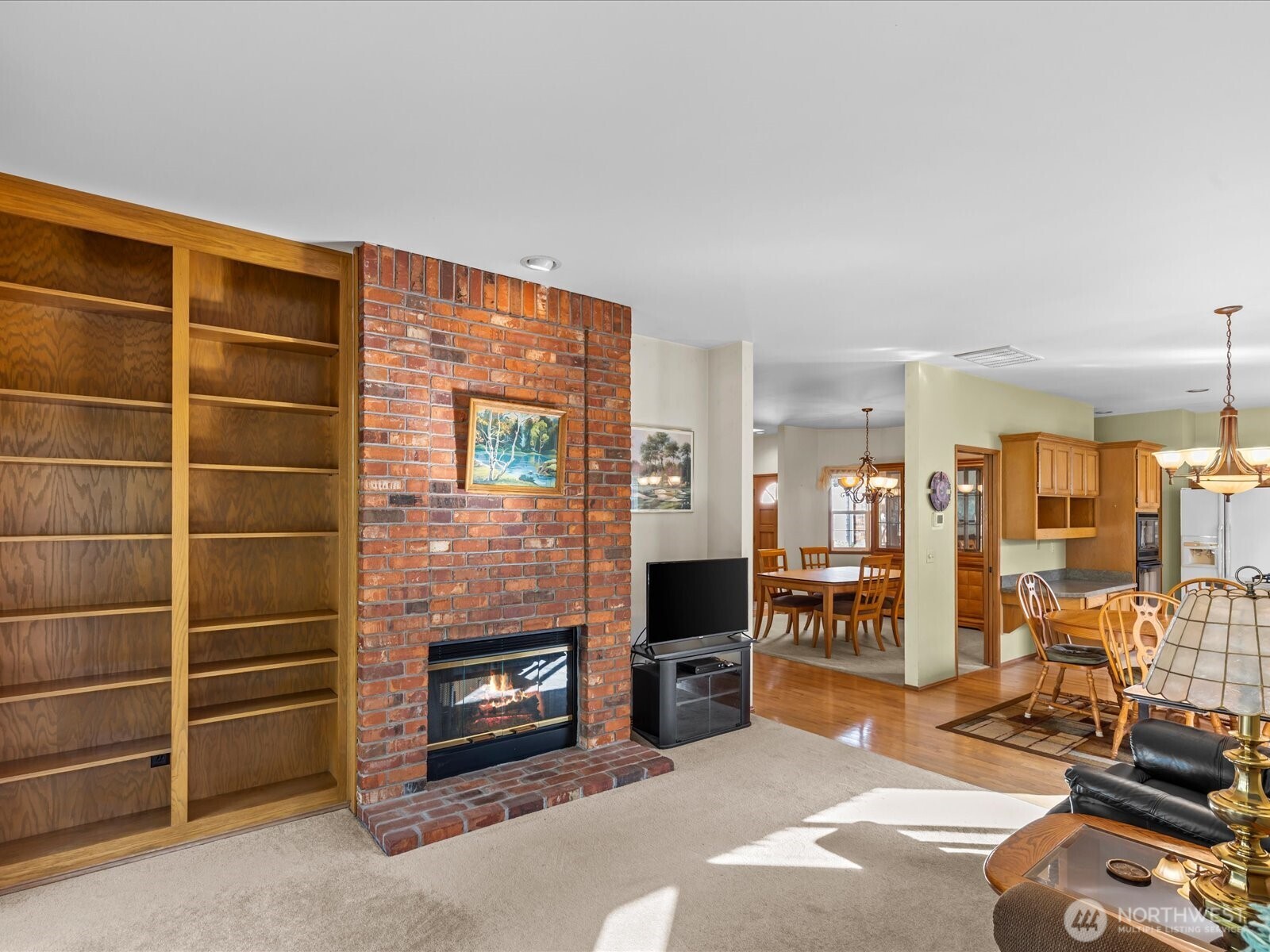 25719 Lake Wilderness Country Club Drive SE, Maple Valley, WA 98038-6822