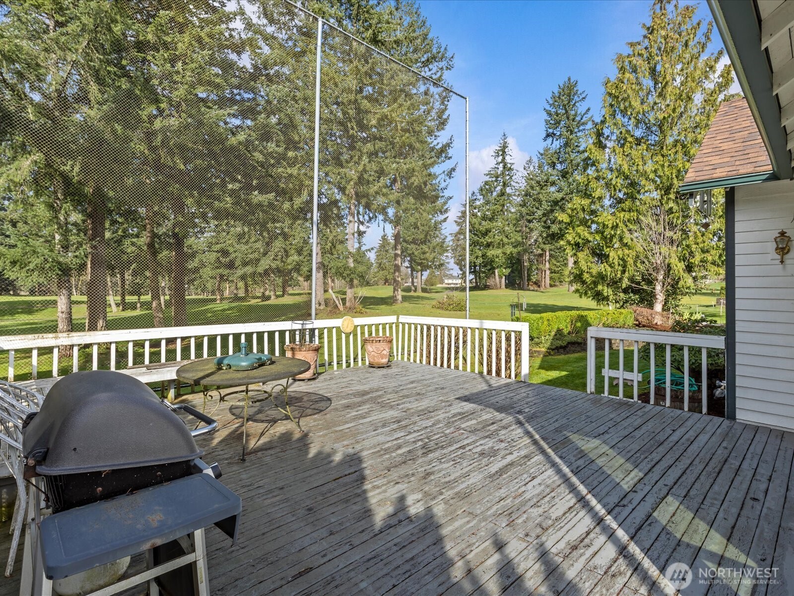 25719 Lake Wilderness Country Club Drive SE, Maple Valley, WA 98038-6822