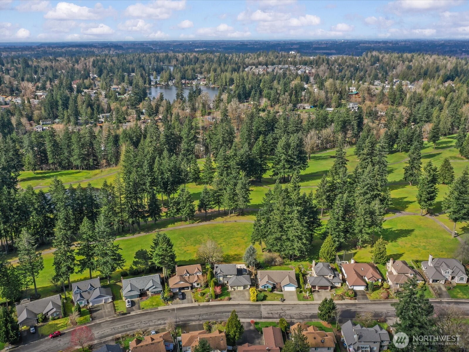 25719 Lake Wilderness Country Club Drive SE, Maple Valley, WA 98038-6822