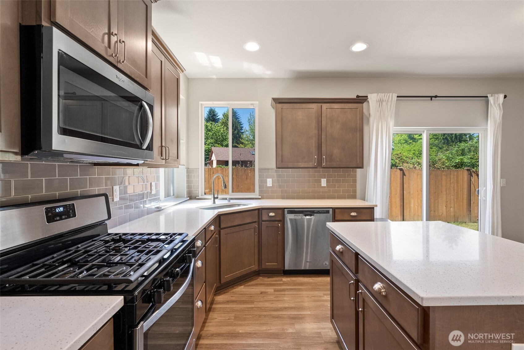 909 Burton Ray Street NE, Olympia, WA 98516