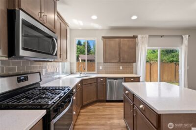 909 Burton Ray Street NE, Olympia, WA 98516 - Photo 14