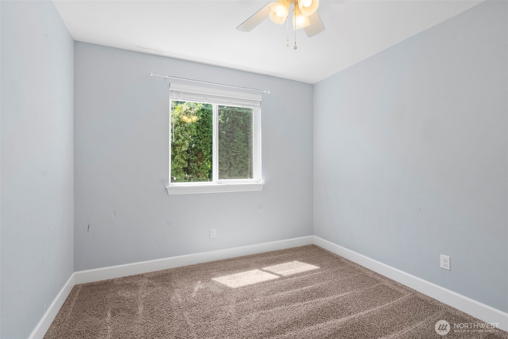 909 Burton Ray Street NE, Olympia, WA 98516