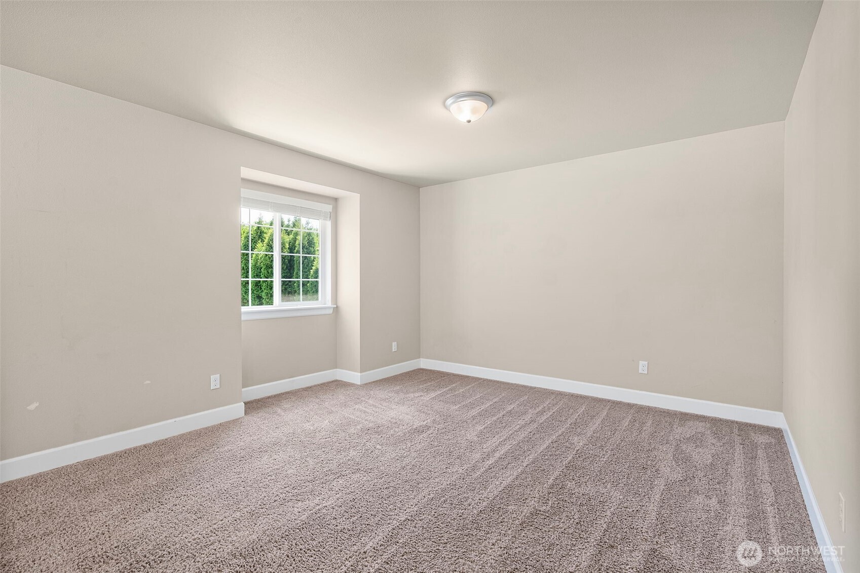 909 Burton Ray Street NE, Olympia, WA 98516