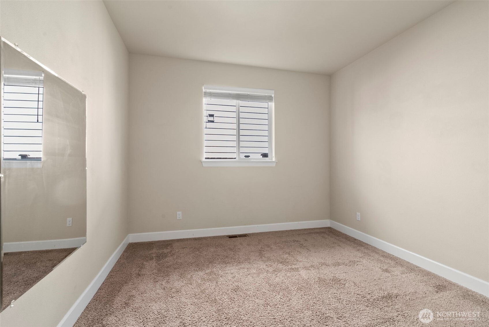 909 Burton Ray Street NE, Olympia, WA 98516