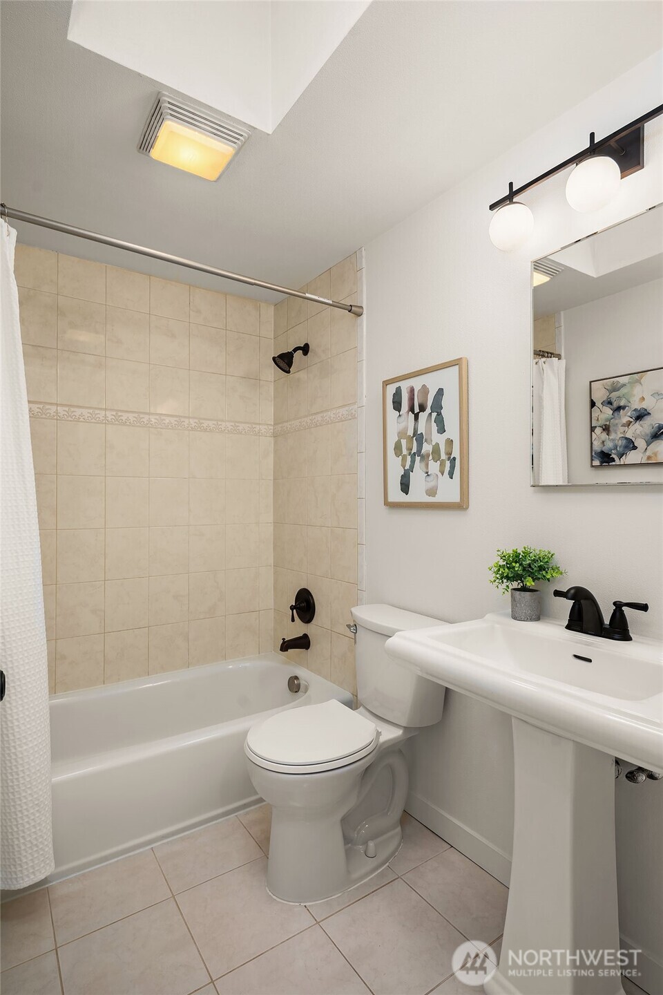 4402 31st Avenue W, Seattle, WA 98199