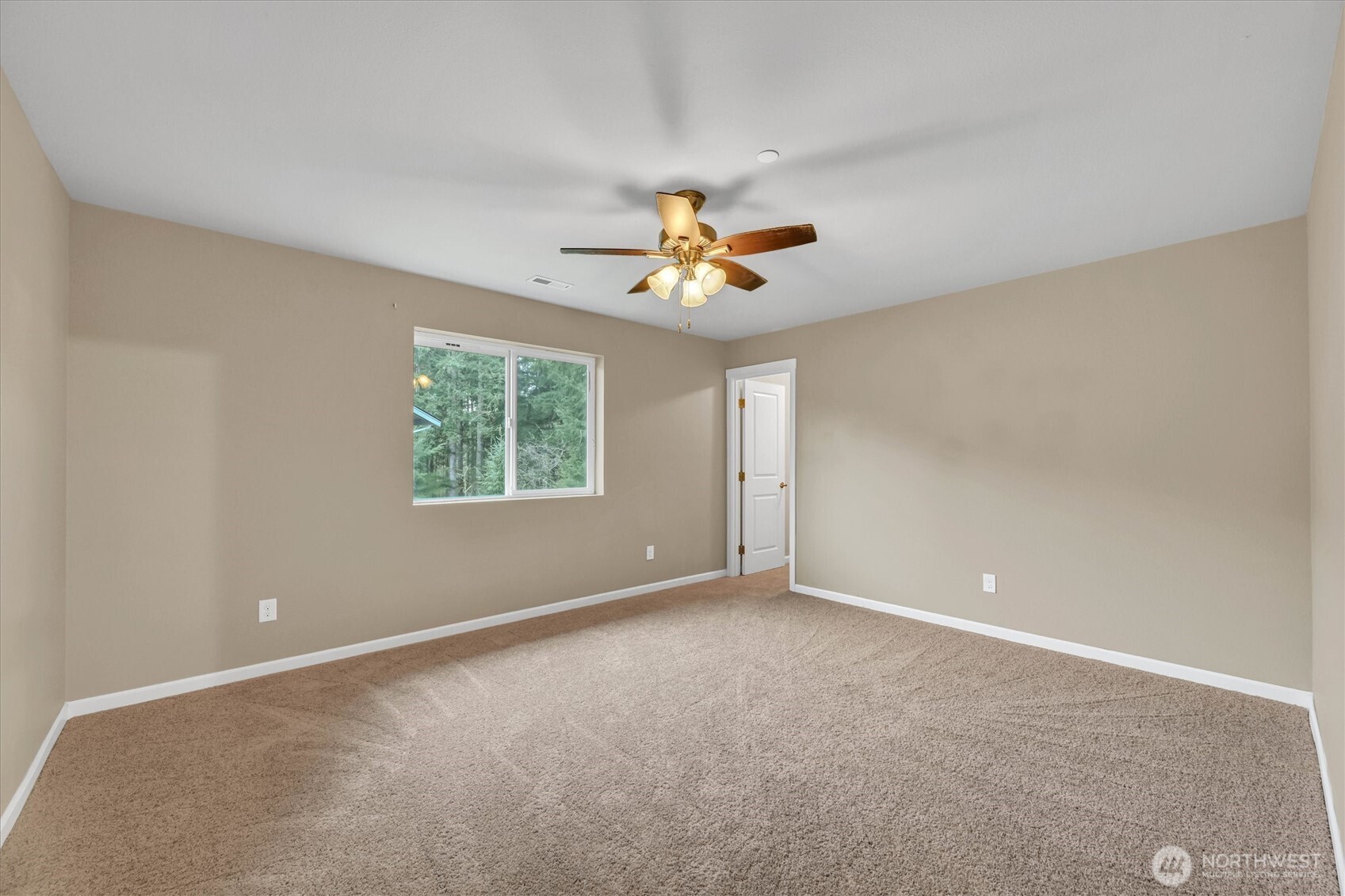 1827 Cyrene Drive NW, Olympia, WA 98502