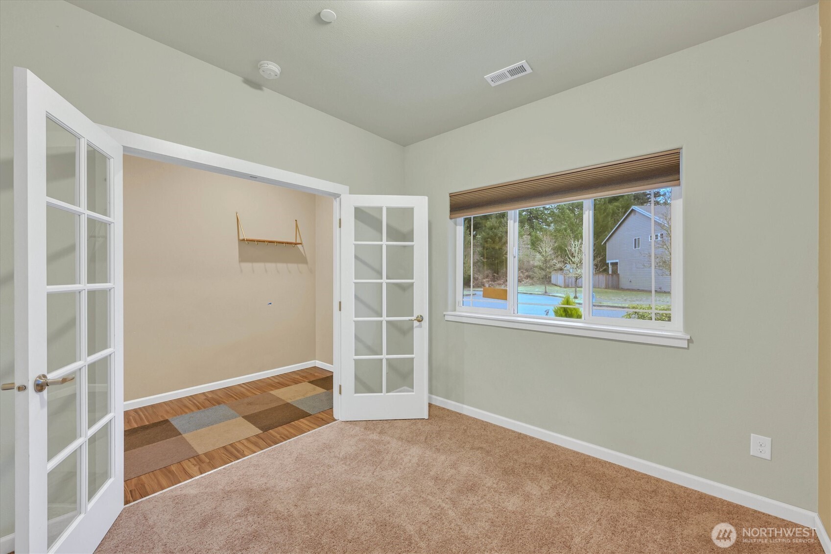 1827 Cyrene Drive NW, Olympia, WA 98502