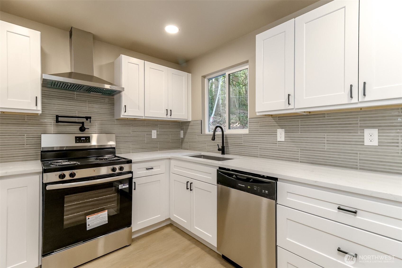 14410 Goodrich Drive NW, Gig Harbor, WA 98329-8793