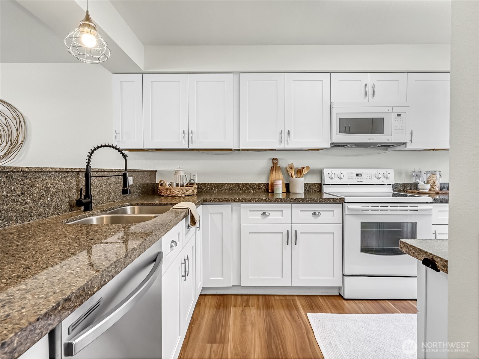 2300 Jefferson Avenue NE #I137, Renton, WA 98056