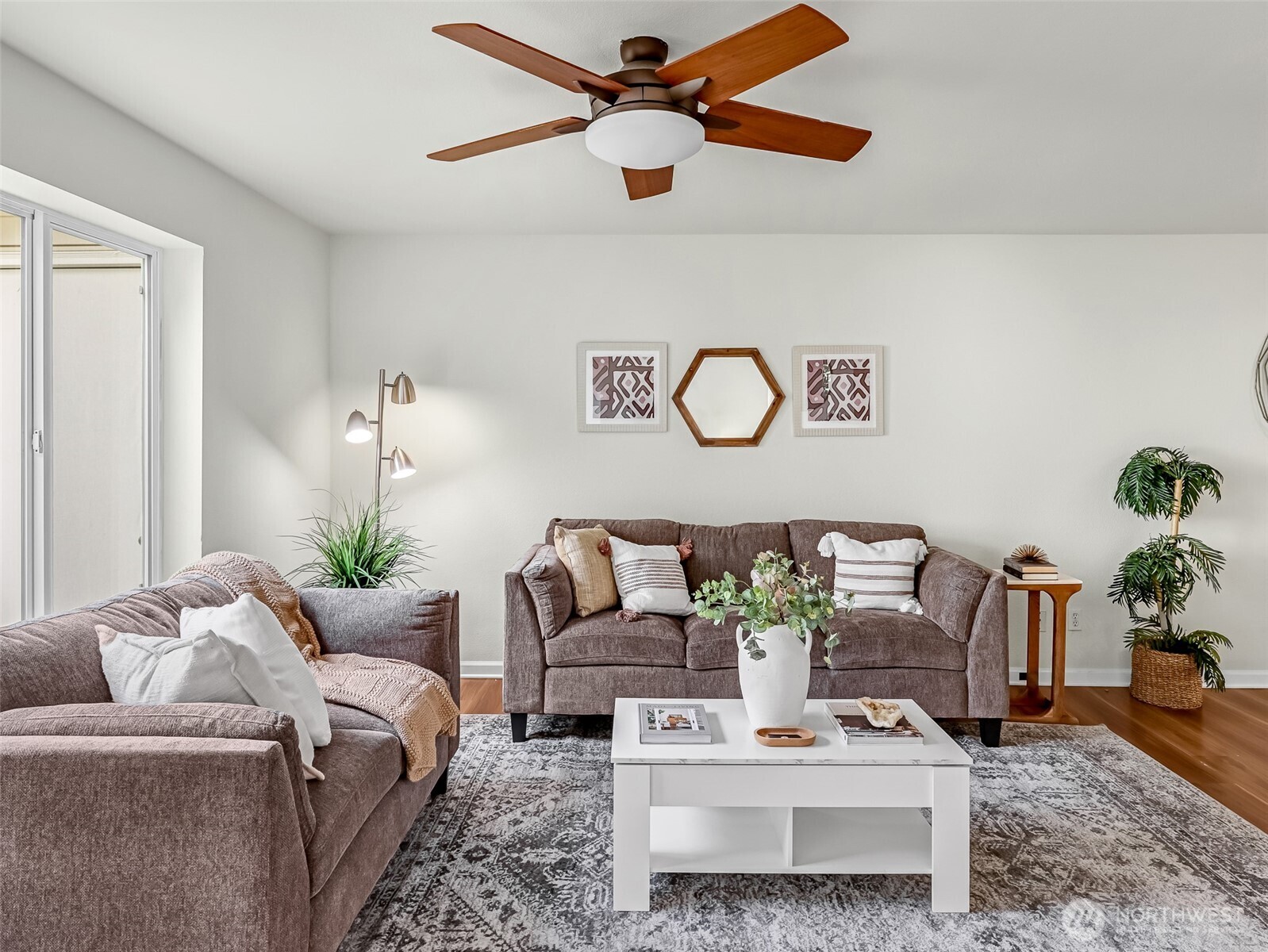 2300 Jefferson Avenue NE #I137, Renton, WA 98056