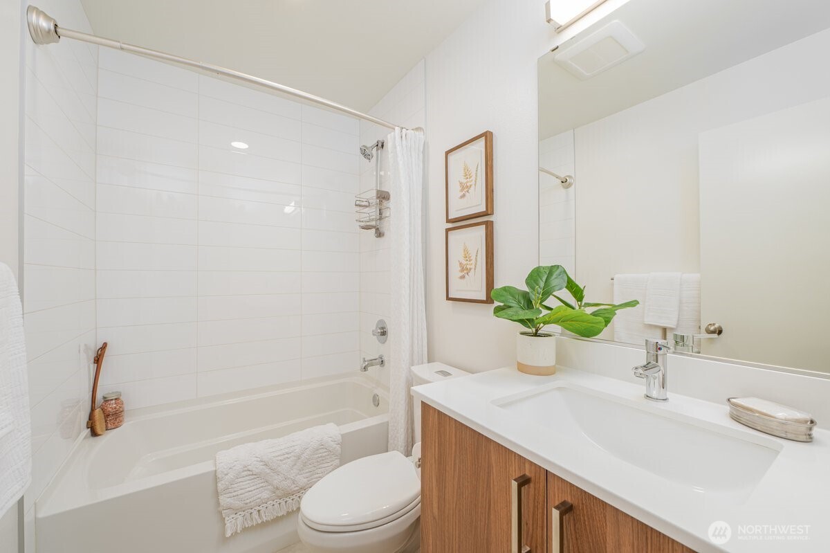 4354 6th Avenue NW, Seattle, WA 98107