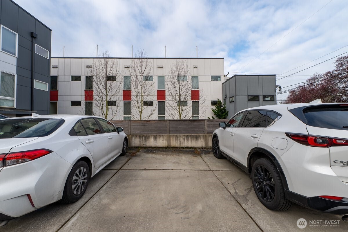 4354 6th Avenue NW, Seattle, WA 98107