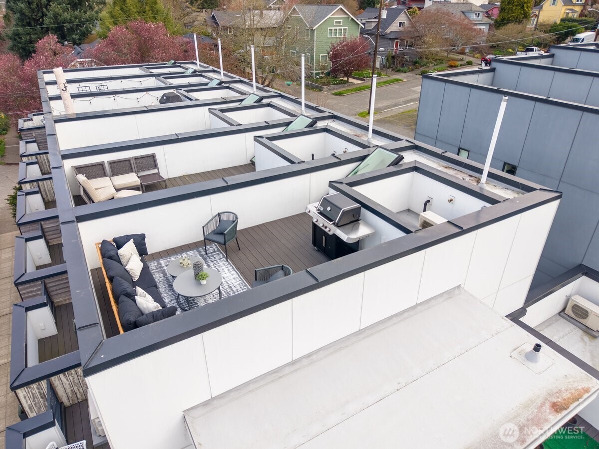 4354 6th Avenue NW, Seattle, WA 98107