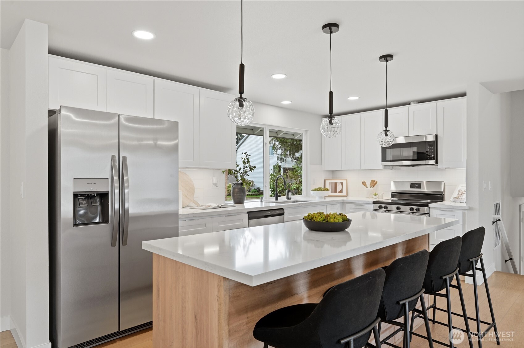 7606 91st Avenue SW, Lakewood, WA 98498-3943