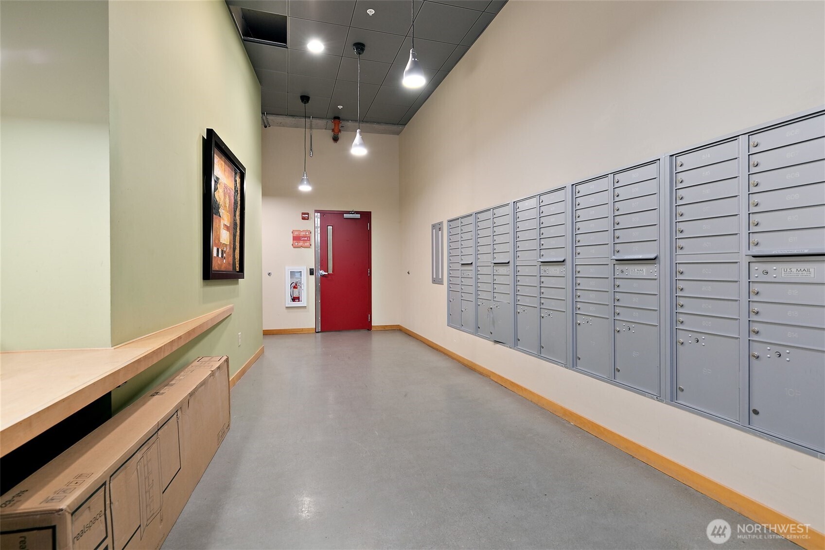 827 Hiawatha Place S #402, Seattle, WA 98144