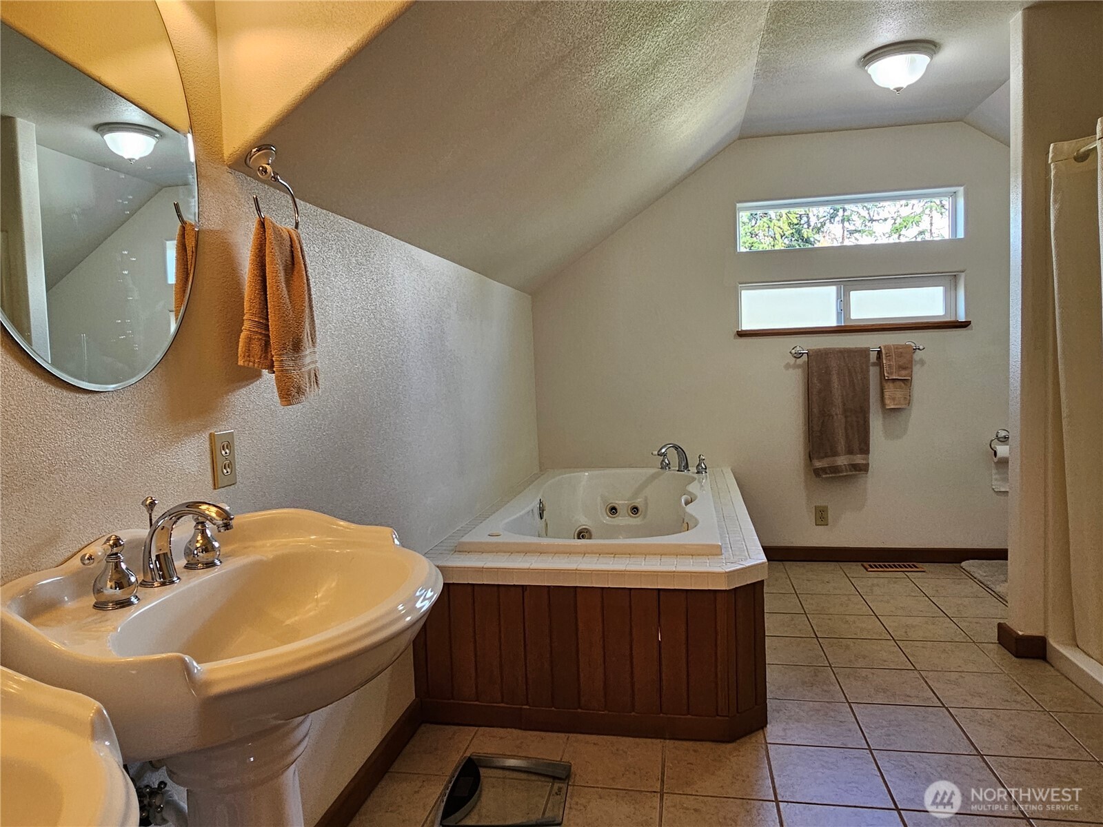 145 ONeill Road , Elma, WA 98541