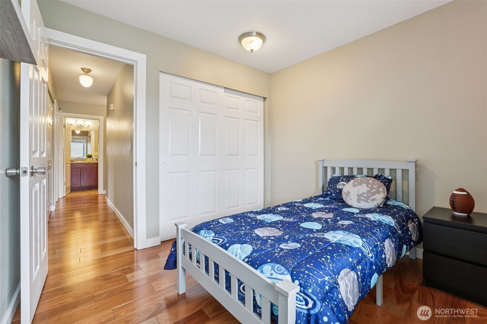 901 E Marine View Drive #201, Everett, WA 98201