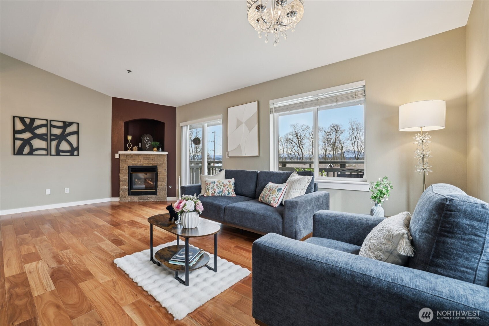 901 E Marine View Drive #201, Everett, WA 98201