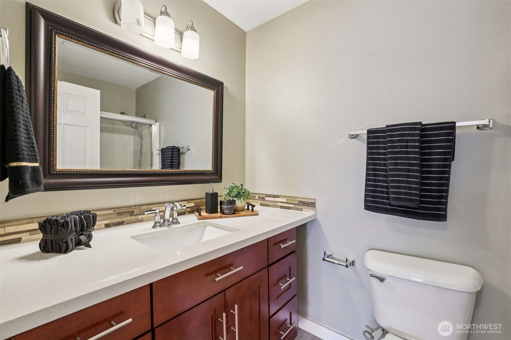 901 E Marine View Drive #201, Everett, WA 98201