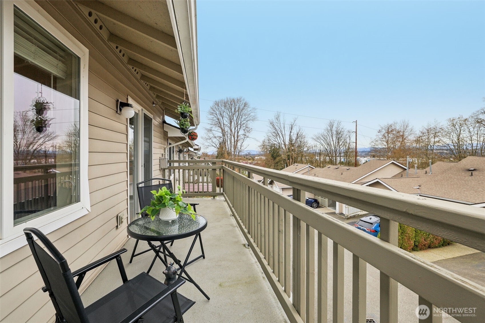 901 E Marine View Drive #201, Everett, WA 98201