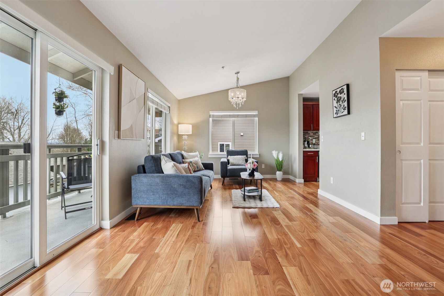 901 E Marine View Drive #201, Everett, WA 98201