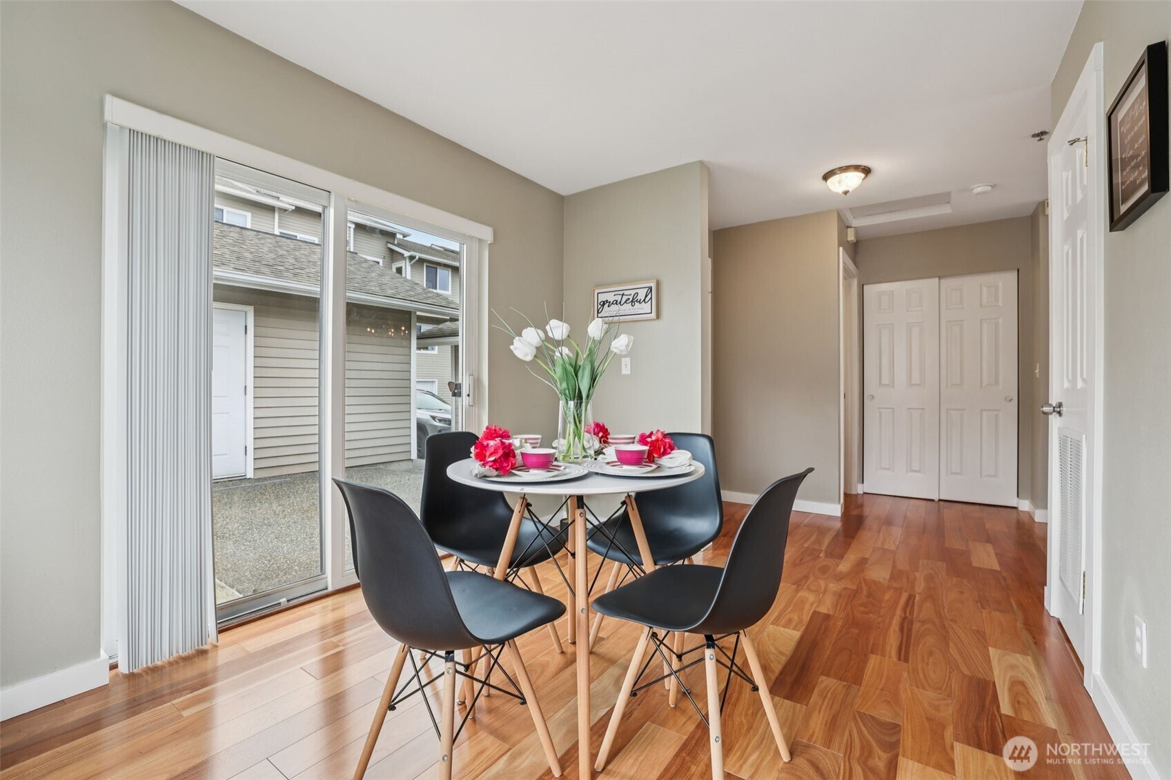 901 E Marine View Drive #201, Everett, WA 98201