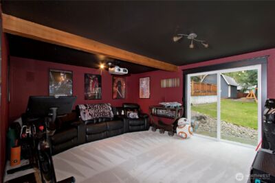 23031 76th Avenue SE, Woodinville, WA 98072 - Photo 28