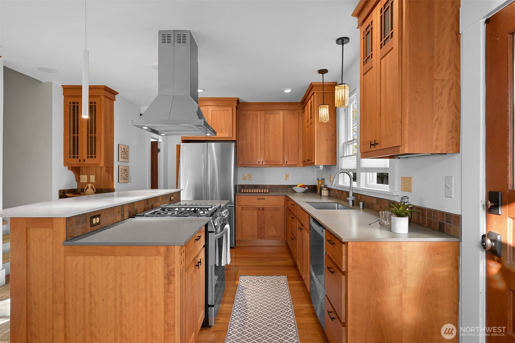 250 N Forest Street , Bellingham, WA 98225