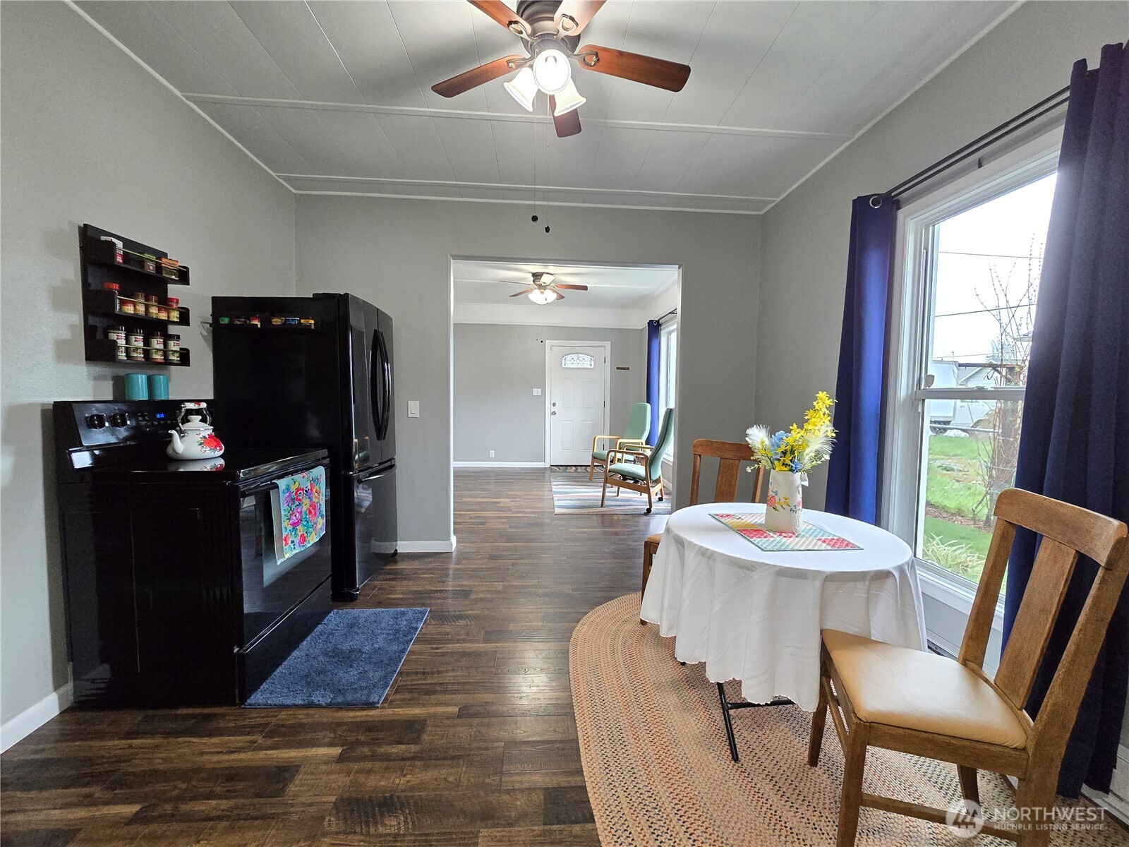 1407 Laurel Street , Hoquiam, WA 98550